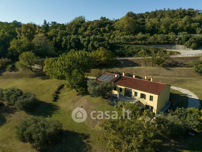 Casa indipendente in Vendita in Via Capitello a Baone