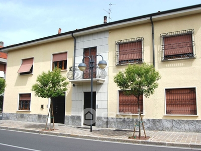 Casa indipendente in Vendita in Via Fratelli Cairoli a Seregno