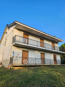 Casa indipendente in vendita Via Rivara , Ozzano Monferrato