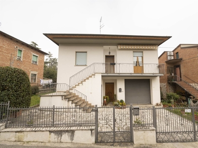 Casa singola in vendita a Sinalunga Siena Pieve