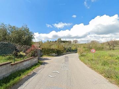 Castel di leva monolocale con posto auto