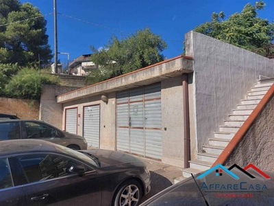 Garage in vendita a Caltanissetta via Balate, 4