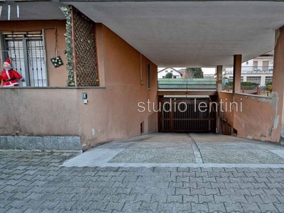 Garage in vendita a Casale Monferrato via dei Glicini