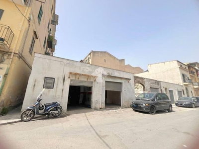 Garage in vendita a Palermo via Crociferi, 98