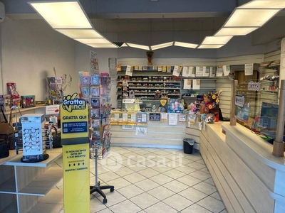 Negozio/Locale commerciale in Vendita in Via Che Guevara a San Giuliano Terme