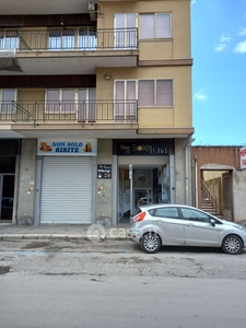 Negozio/Locale commerciale in Vendita in Via Cugini 3 a Taranto