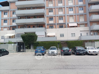 Negozio/Locale commerciale in Vendita in Via Ferdinando Palasciano a Bari