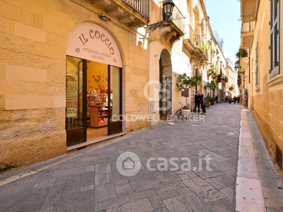 Negozio/Locale commerciale in Vendita in Via Giuseppe Libertini a Lecce