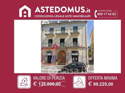 Negozio/Locale commerciale in Vendita in Via Roma 49 a Caserta