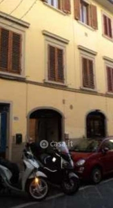 Negozio/Locale commerciale in Vendita in Via San Gallo a Firenze