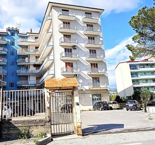 Quadrilocale in Via della pace, Roccapiemonte, 2 bagni, 150 m²