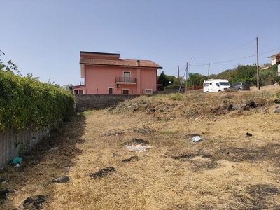 Terreno Edificabile in vendita a Pedara via siracusa