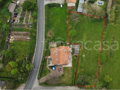 Terreno Residenziale in vendita a Capiago Intimiano via Per Senna
