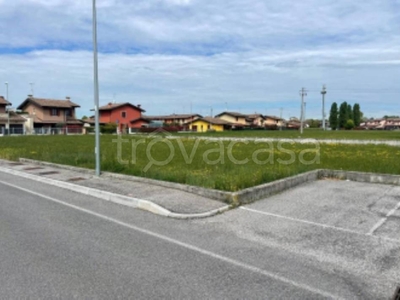 Terreno Residenziale in vendita a Casalmoro via Marie Curie