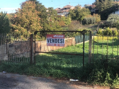 Terreno Residenziale in vendita a Frascati via Macchia dello Sterparo