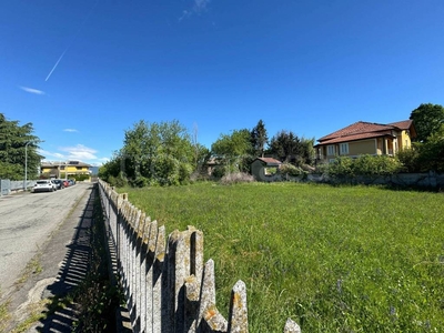 Terreno Residenziale in vendita a Piscina via Calvetti