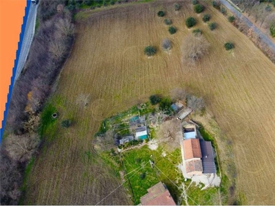 Terreno Residenziale in vendita a San Giorgio del Sannio via Monterone