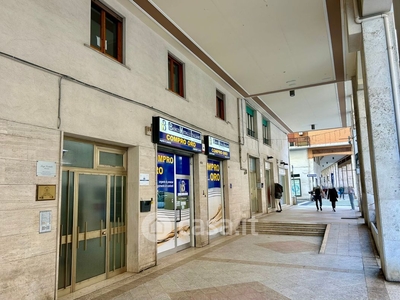 Ufficio in Vendita in Corso Guglielmo Marconi a Civitavecchia