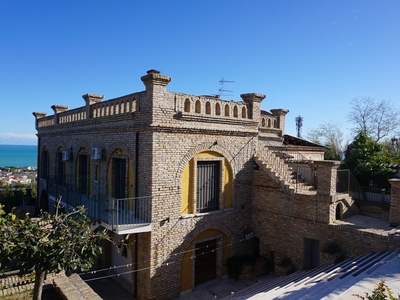 Villa in vendita 3 Stanze da letto a Tortoreto