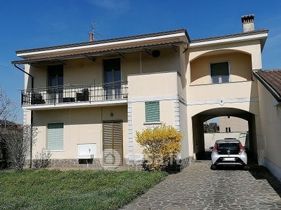 Villa in Vendita in Via Botticelli Sandro 18 a Rivolta d'Adda