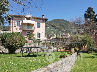 Villa in Vendita in Via D. H. Lawrence 10 a Lerici