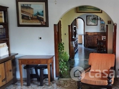 Villa in Vendita in Via della Gronda a Camaiore