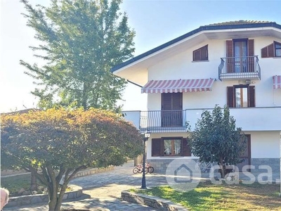 Villa in Vendita in Via Giuseppe Ungaretti a Riva presso Chieri