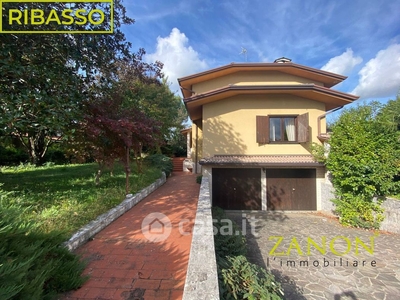 Villa in Vendita in Via Montisel a Farra d'Isonzo