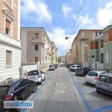 Appartamento arredato con terrazzo Ancona