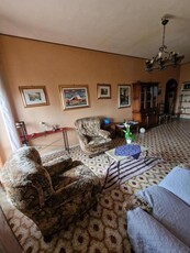 Appartamento arredato in affitto a Vallerano