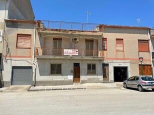 Appartamento da ristrutturare a Campobello di Licata