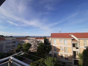 Appartamento in affitto a Ancona Collemarino
