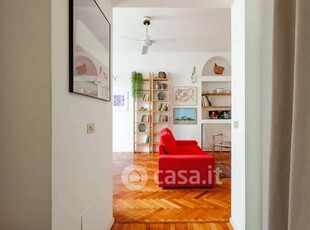 Appartamento in Affitto in Via San Vincenzo 38 a Milano