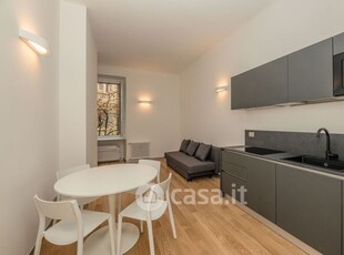Appartamento in Affitto in Viale Lunigiana 5 a Milano