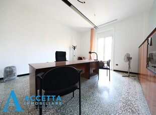 Appartamento in Corso Italia - Rione Italia - Montegranaro, Taranto