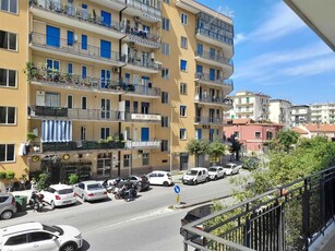 Appartamento in vendita a Salerno Mercatello