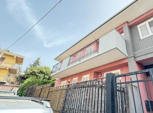 Appartamento in vendita a Trecastagni Catania