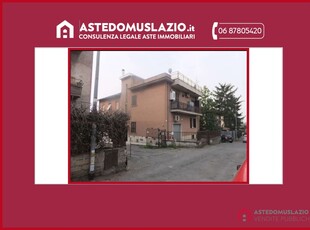Appartamento in Via Filiberto Petiti, Tor Sapienza