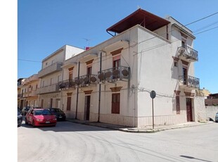 Casa indipendente in vendita a Mazara del Vallo, via giliberti 13