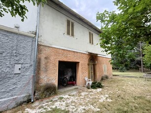 Casa semi indipendente a Foligno