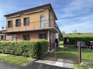 Casa semi indipendente in vendita a Taglio Di Po Rovigo