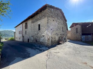 Casa semindipendente in vendita