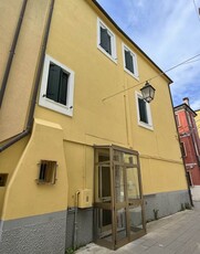 Casa singola abitabile in zona Sottomarina a Chioggia