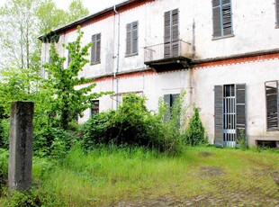Casa singola in vendita a Vercelli Belvedere