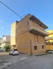 Casa singola in Via Martiri della Liberta' a Aragona