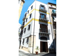 Palazzo in Vicolo Quartararo, Palermo, arredato, 500 m² in vendita