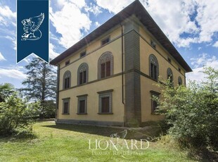 Prestigiosa villa di 7000 mq in vendita, Terranuova Bracciolini, Toscana