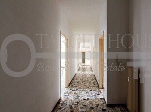 Prestigioso appartamento in vendita Viale Massenzio Masia, Como, Lombardia