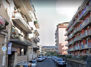 Quadrilocale da ristrutturare in zona Ognina , Cannizzaro a Catania