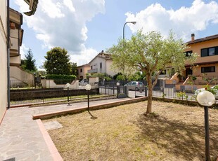 Quadrilocale in Via Donizetti 19 in zona Colli Alti a Signa
